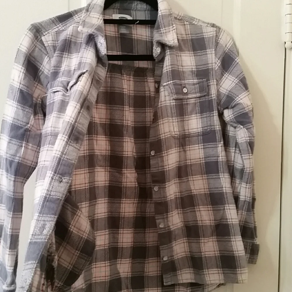 Old Navy. Girl's Plaid Shirt. Size XL (14).